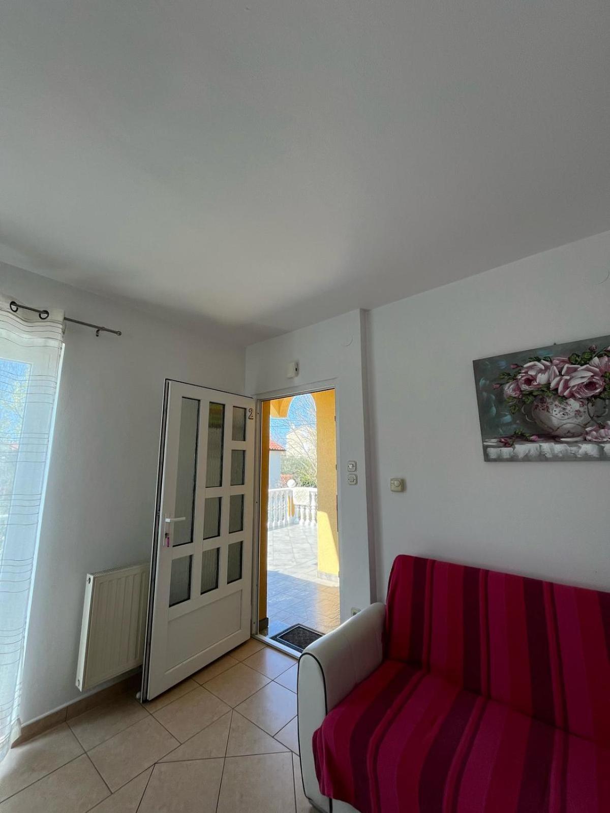 Apartments Nella Sveti Anton  Zewnętrze zdjęcie