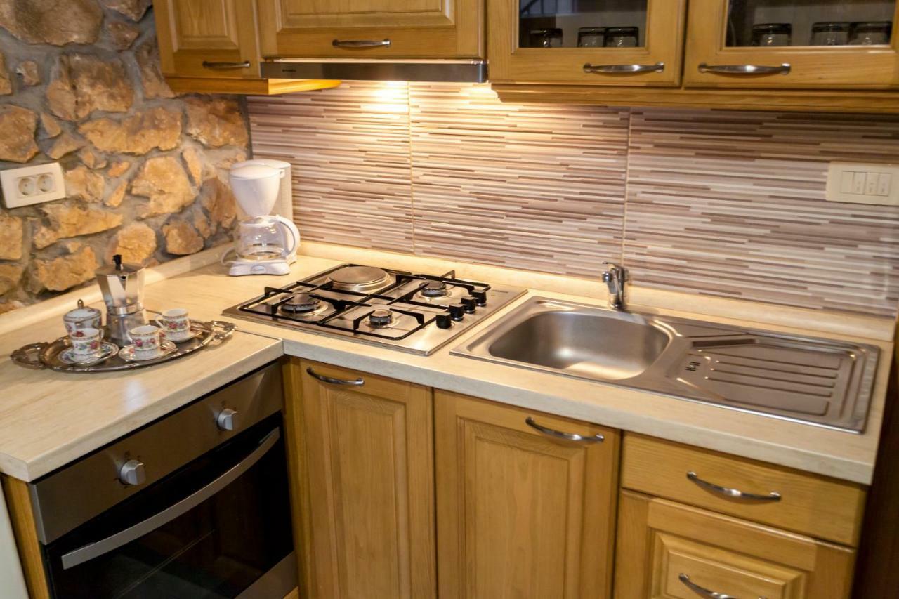 Apartments Nella Sveti Anton  Zewnętrze zdjęcie