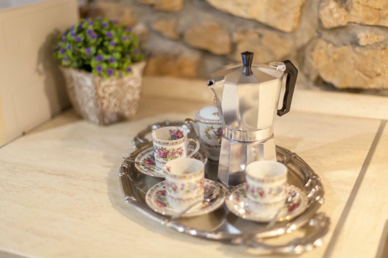 Apartments Nella Sveti Anton  Zewnętrze zdjęcie