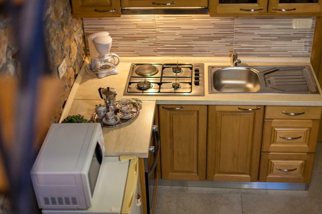 Apartments Nella Sveti Anton  Zewnętrze zdjęcie